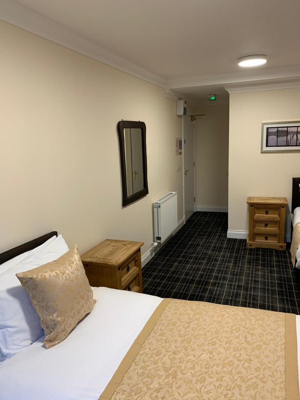 Waverley Inn Lodge Dingwall Esterno foto