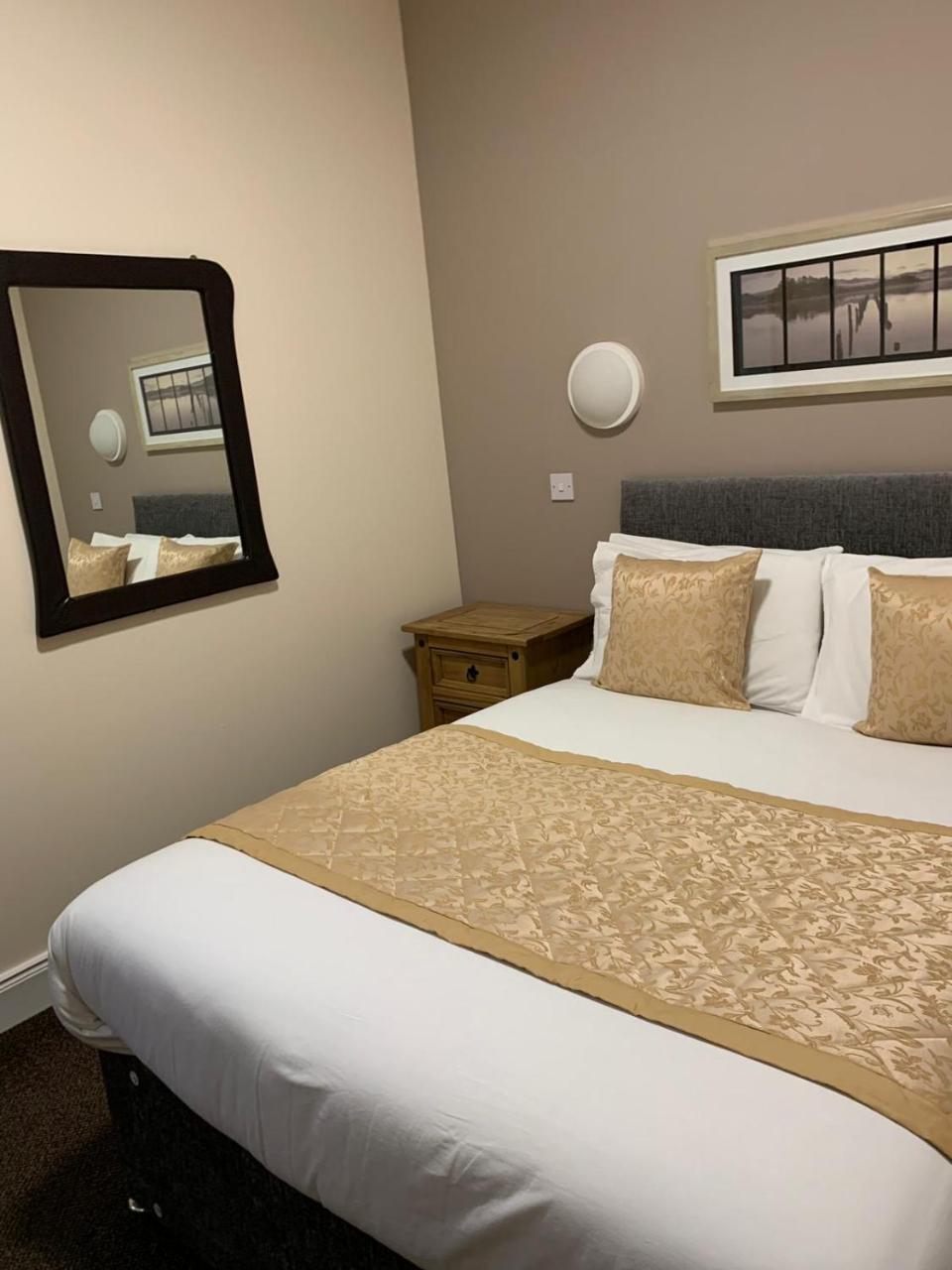 Waverley Inn Lodge Dingwall Esterno foto