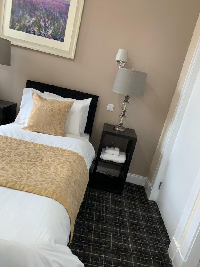 Waverley Inn Lodge Dingwall Esterno foto